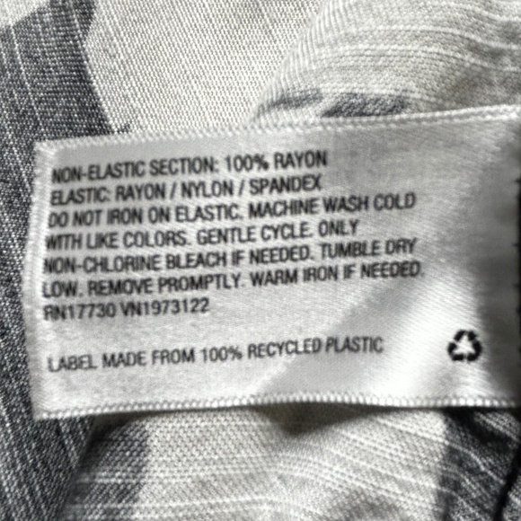 Ava & Liv Women's Size X Plus Size Balloon Long Sleeve Smocked Bodice Dress Maxi - Picture 6 of 15